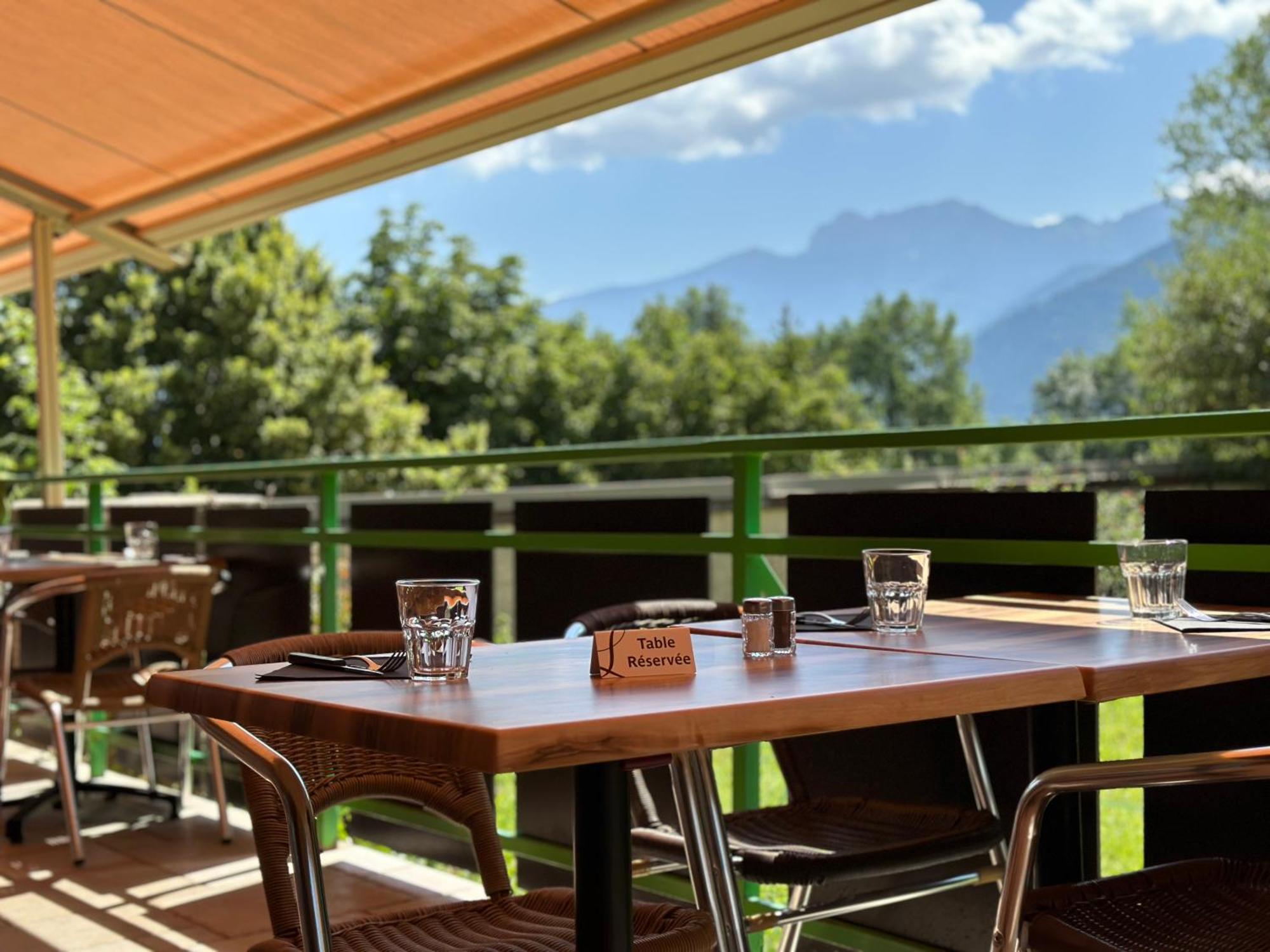 Logis Le Chalet Saint-Maurice-en-Trieves Bagian luar foto