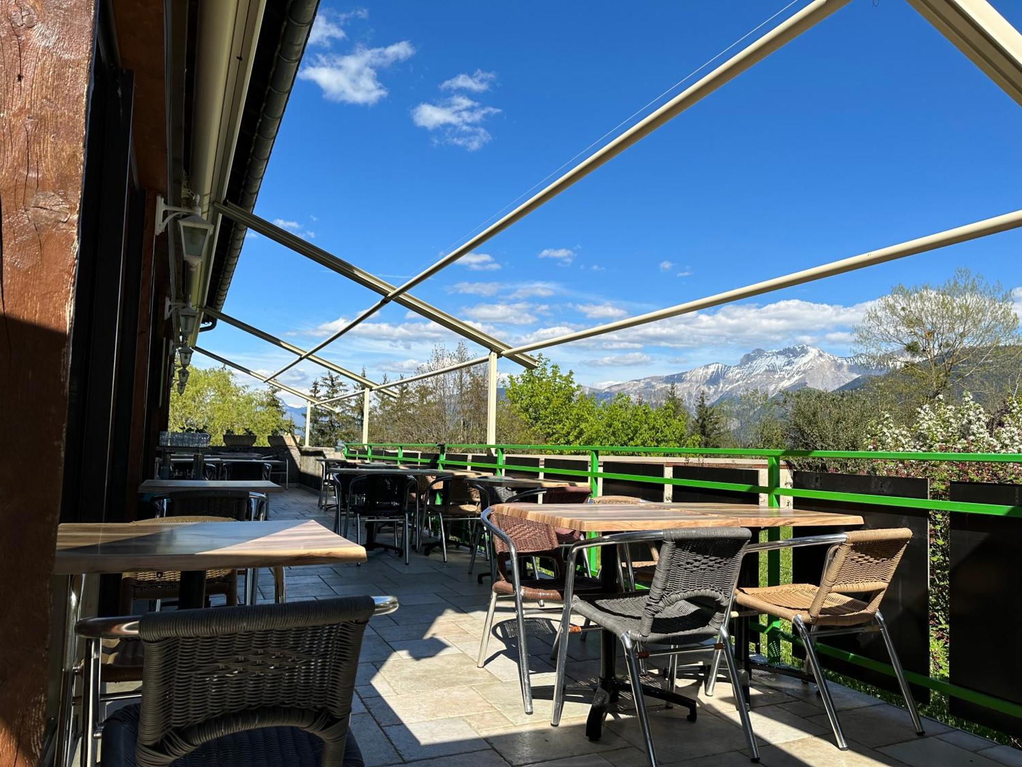 Logis Le Chalet Saint-Maurice-en-Trieves Bagian luar foto