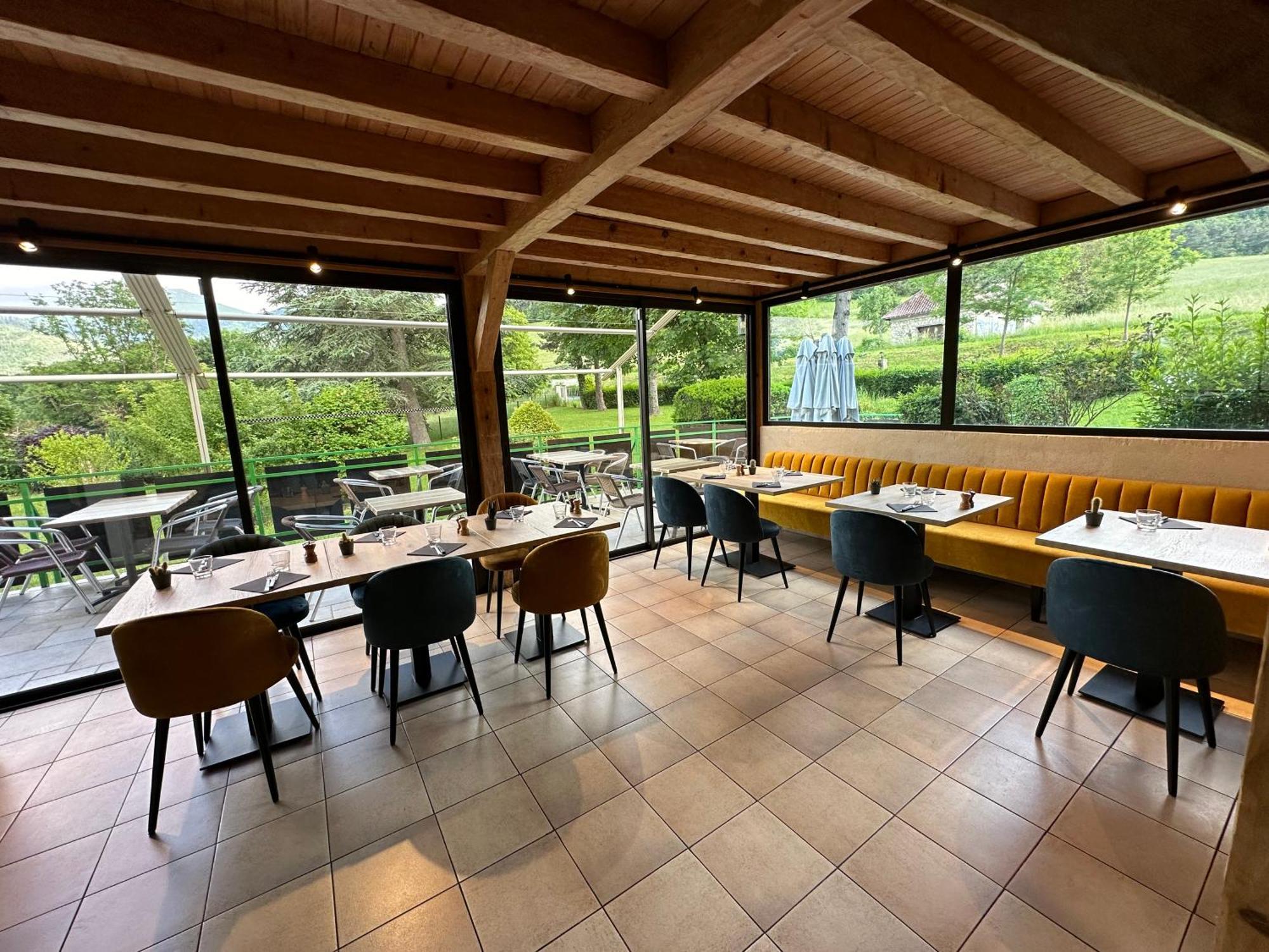 Logis Le Chalet Saint-Maurice-en-Trieves Bagian luar foto